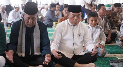 Tabligh Akbar Pemprov Jambi Momen Bershalawat dan Mengetuk Pintu Langit di Tengah Kemarau Ekstrem